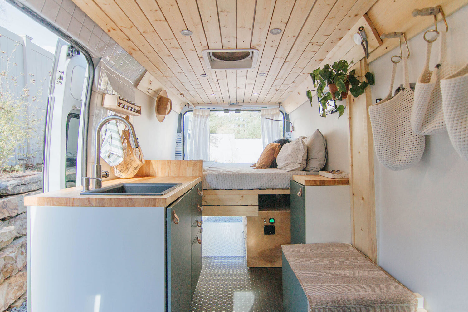 Vanlife Essential blog image – resources and tips for van conversion beginners
